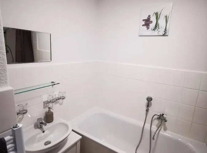 Zentral Und Ruhig In شيمنيتز